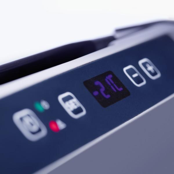 WAECO CFX 28 FRIDGE