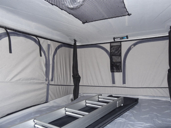 JAMES BAROUD EXPLORER EVOLUTION ROOF TENT